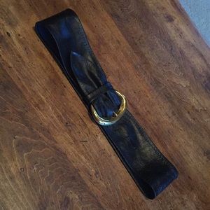 Black Leather Belt with Gold Buckle - 3" - Small